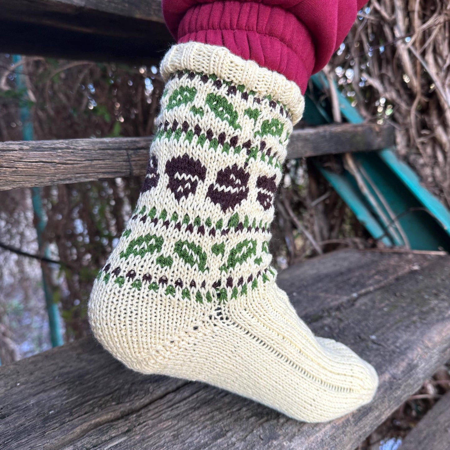 Wool Socks with Acorn and Leaf Pattern