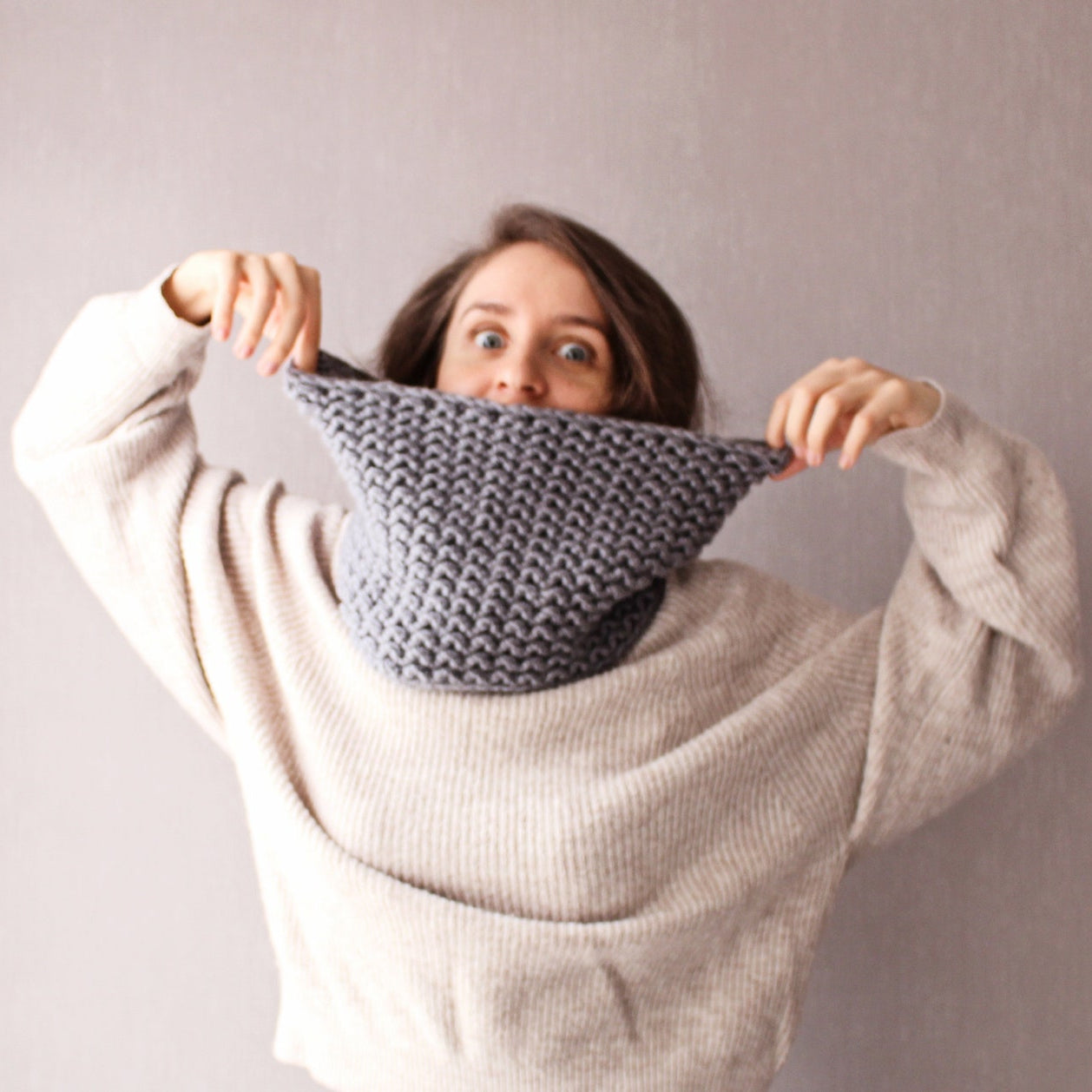 Soft Chunky Wool Blend Infinity Scarf