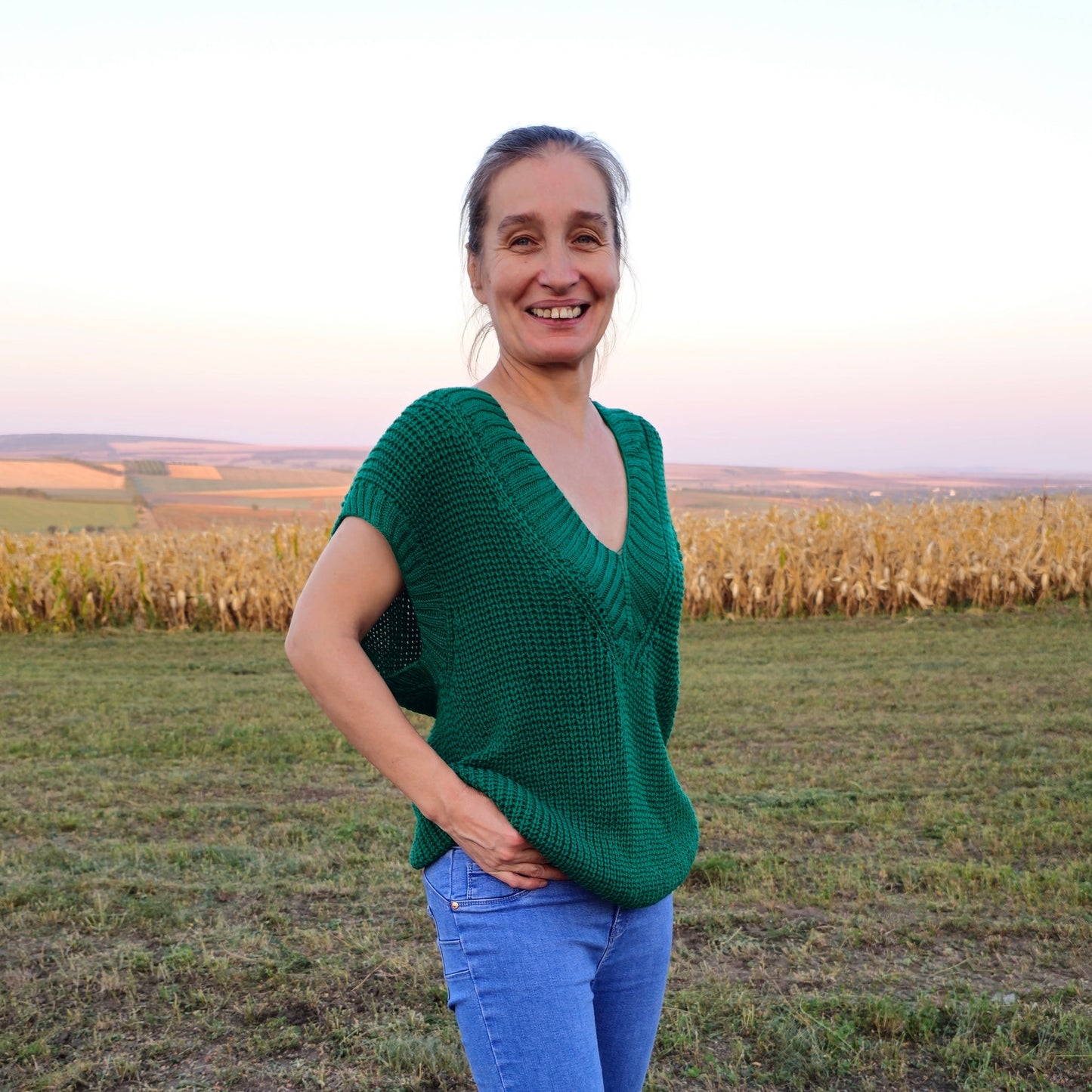 Oversized V-neck sweater vest in blue, Stylish sleeveless jumper for women
