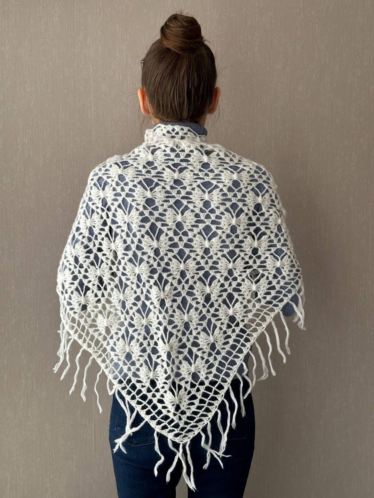 White Crochet Fringe Triangle Shawl, Bridal Shoulders Wrap