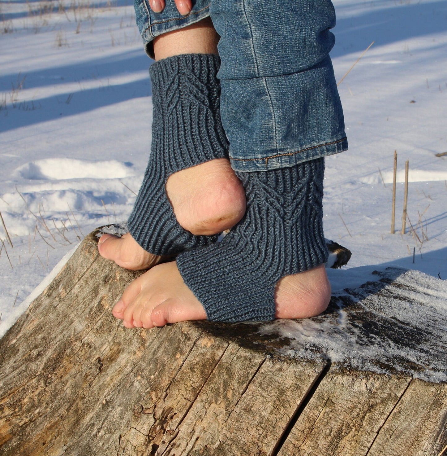 Blue-Grey Yoga Socks with Wheat Japanese Pattern, Minimalist Knitted Socks
