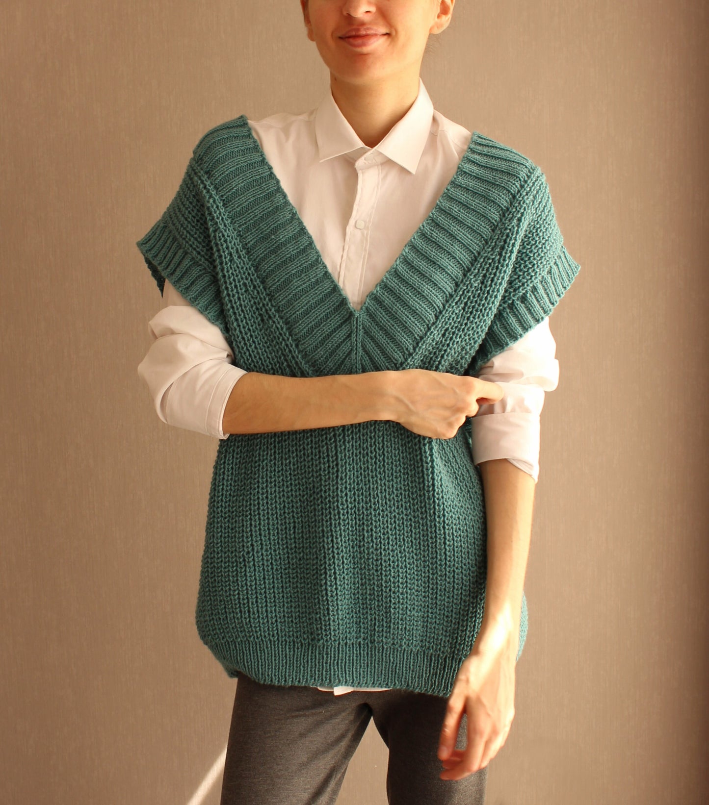 Oversized V-neck Knit Sweater Vest