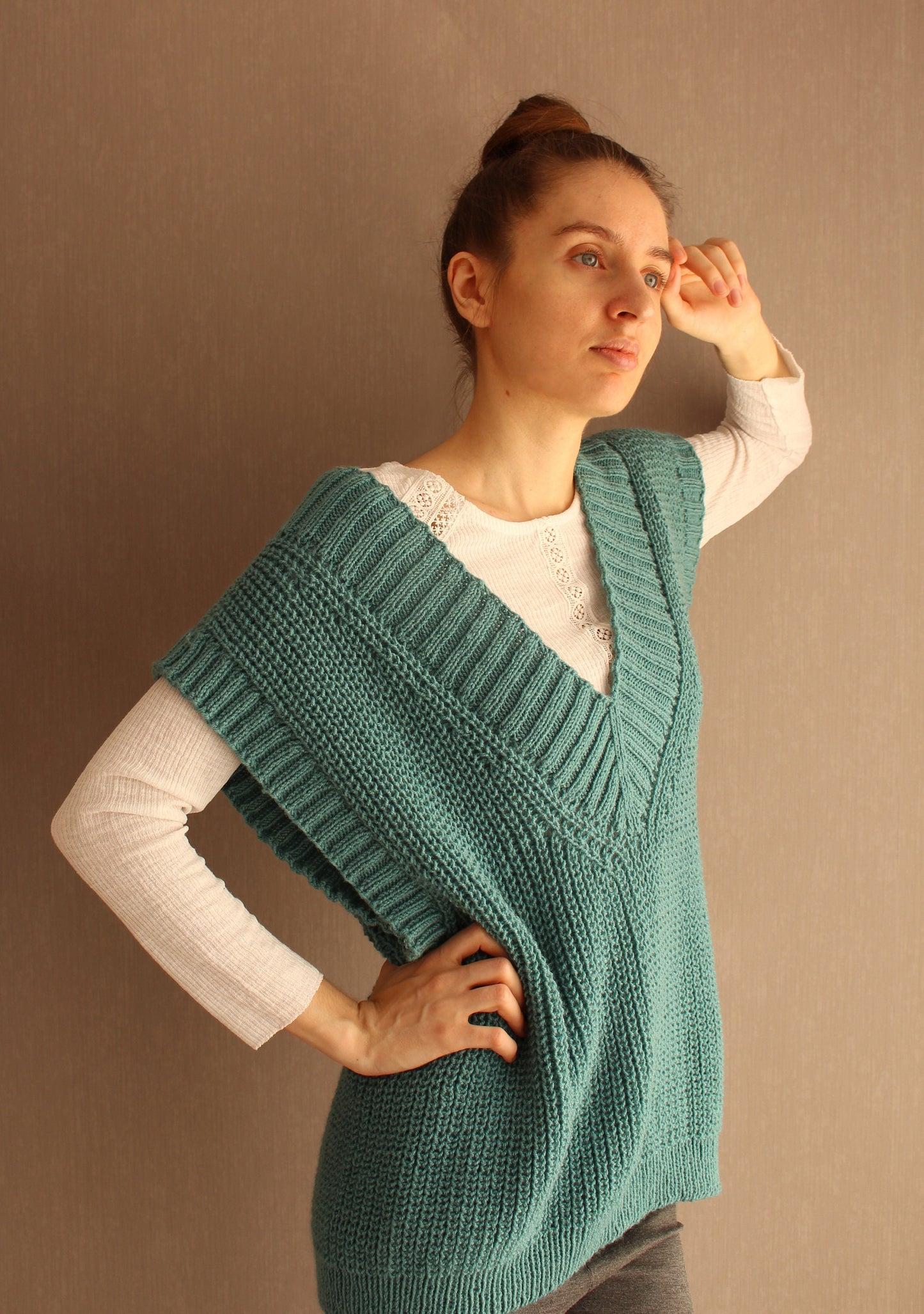 Oversized V-neck Knit Sweater Vest