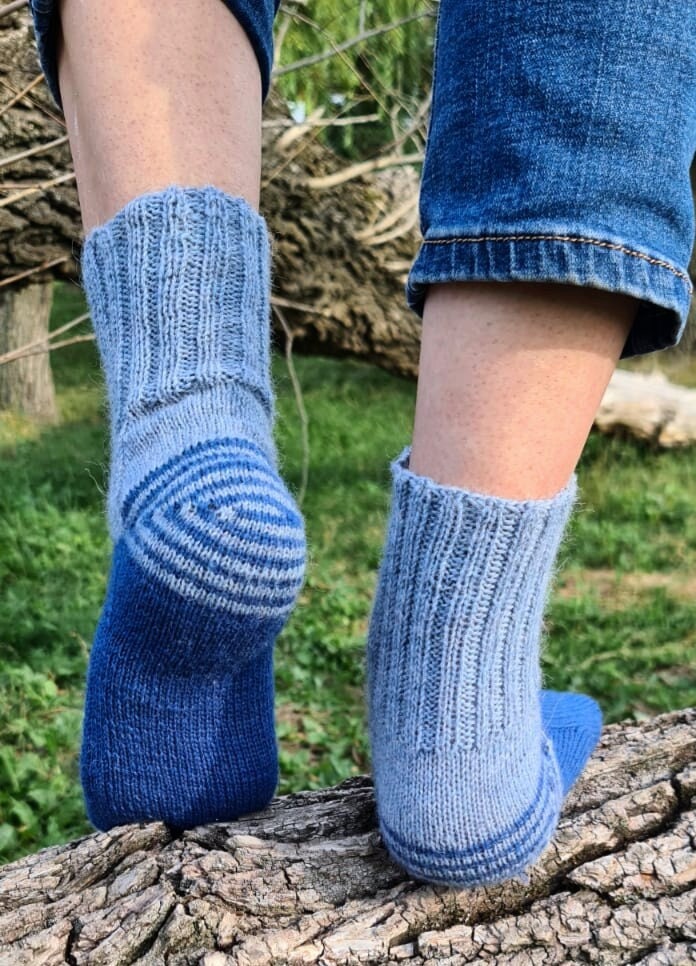 Alpaca wool winter socks with spiral heel