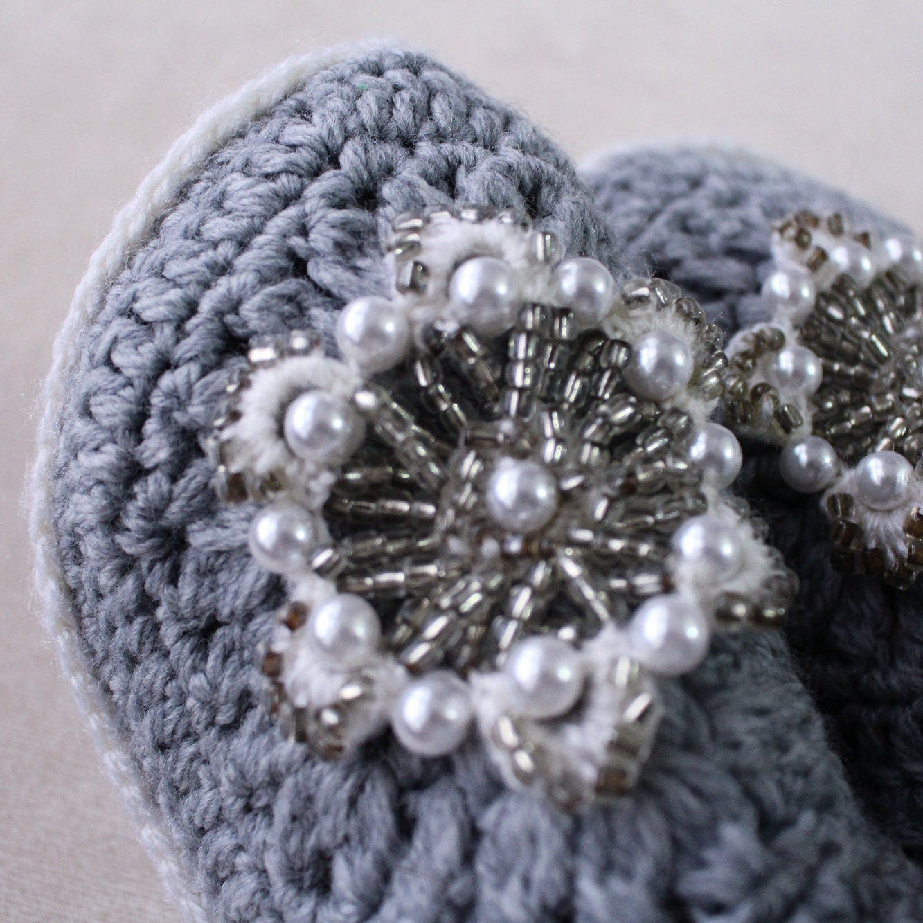 Gray & White Slipper Boots with Pearl Flowers