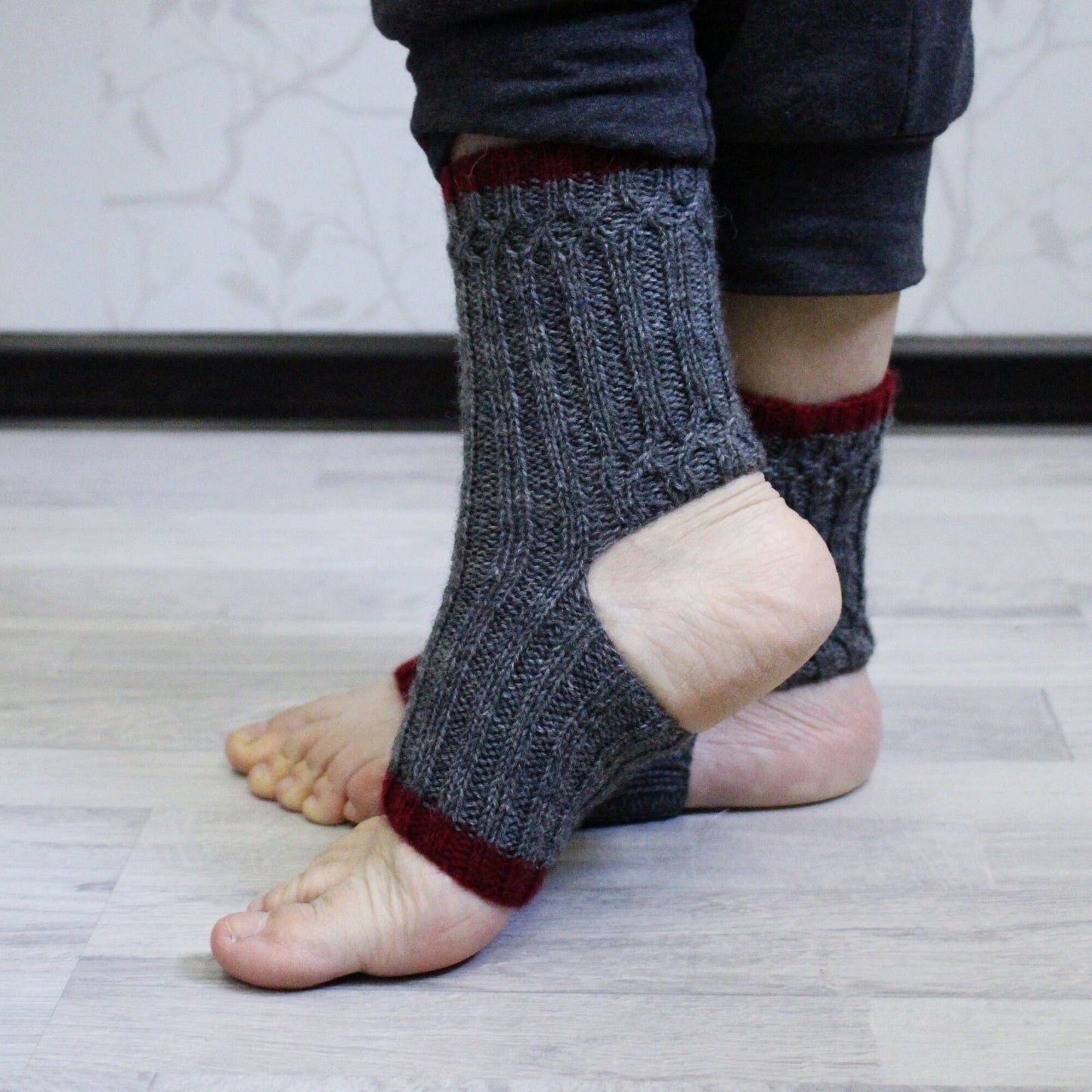 Toeless no heel yoga socks, Barefoot workout socks, Pedicure ribbed socks