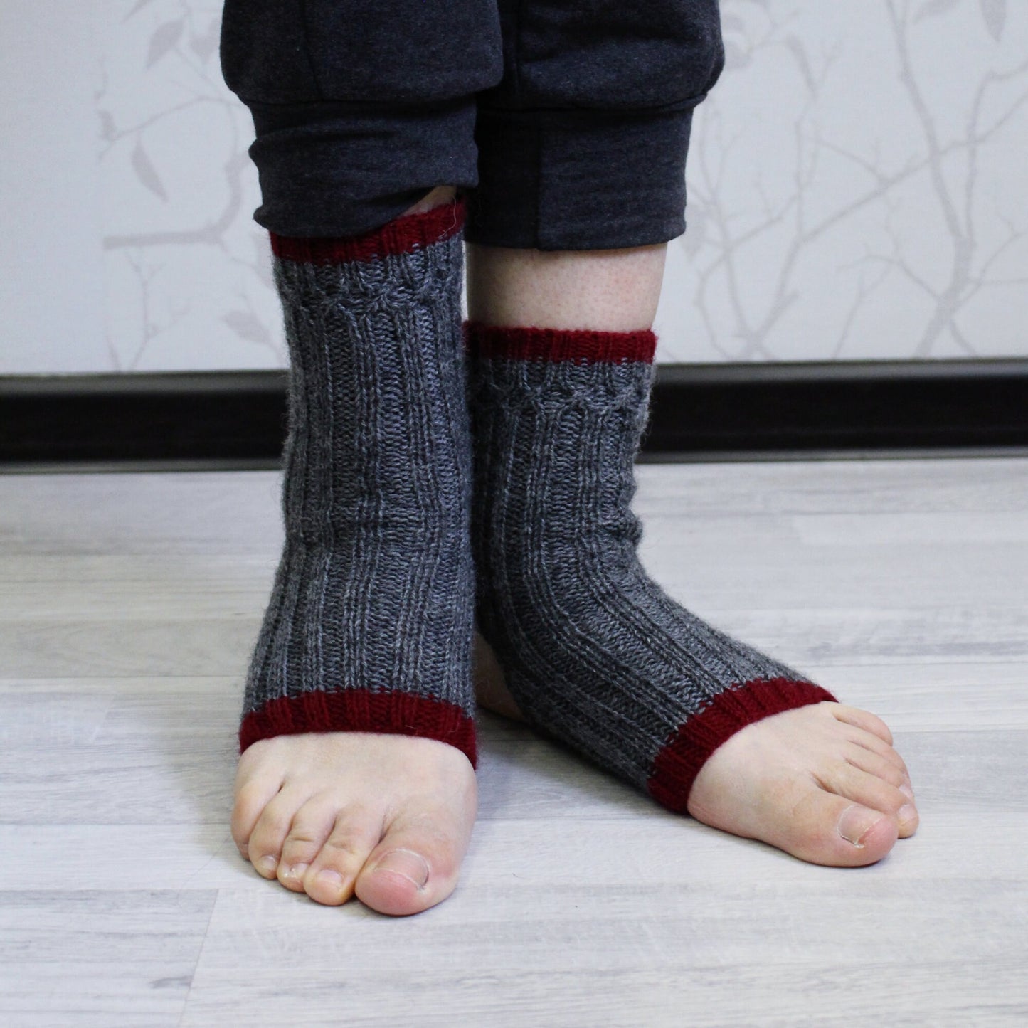 Toeless no heel yoga socks, Barefoot workout socks, Pedicure ribbed socks