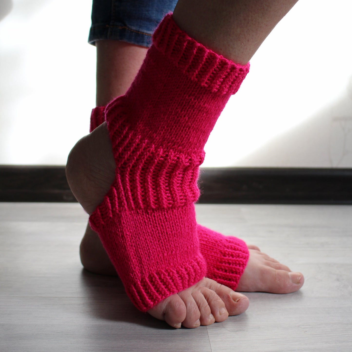 Neon yoga socks, Vegan toeless quarter socks