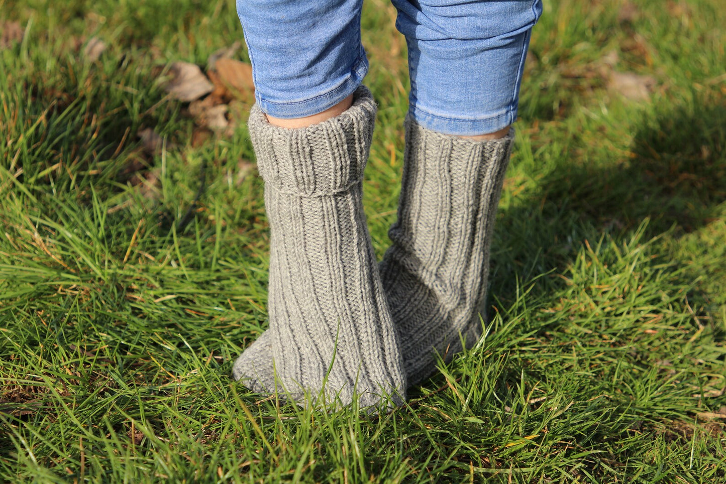 Heather Gray Ribbed Wool Socks