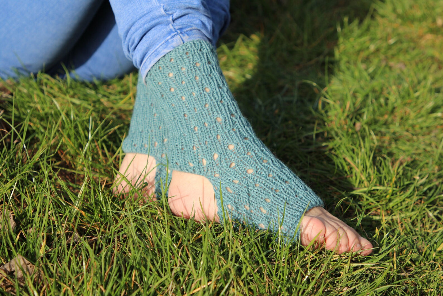 Ocean Teal Breathable Yoga Socks