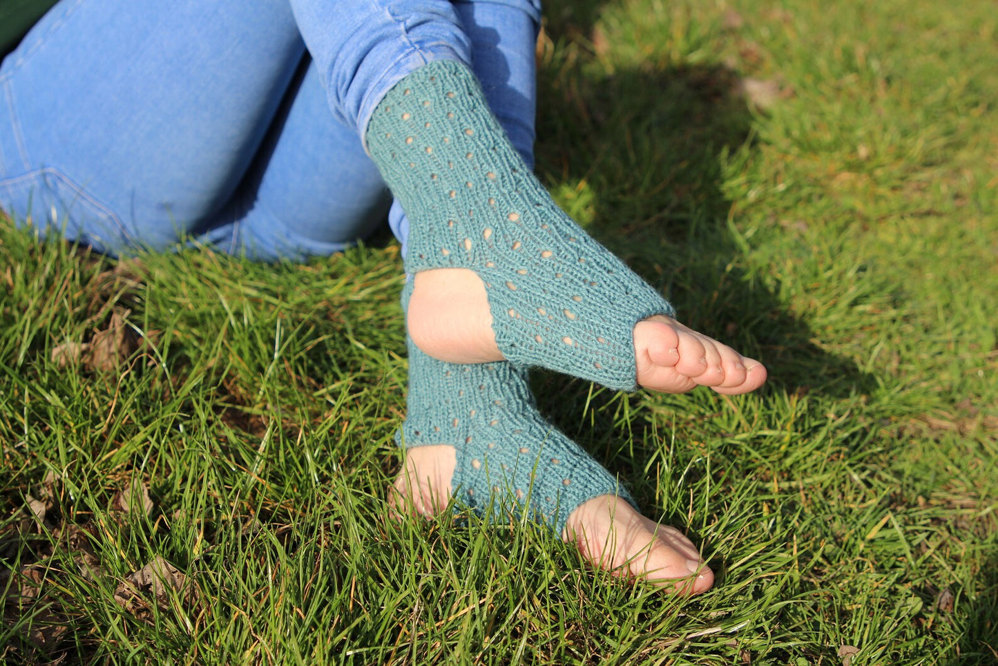 Ocean Teal Breathable Yoga Socks