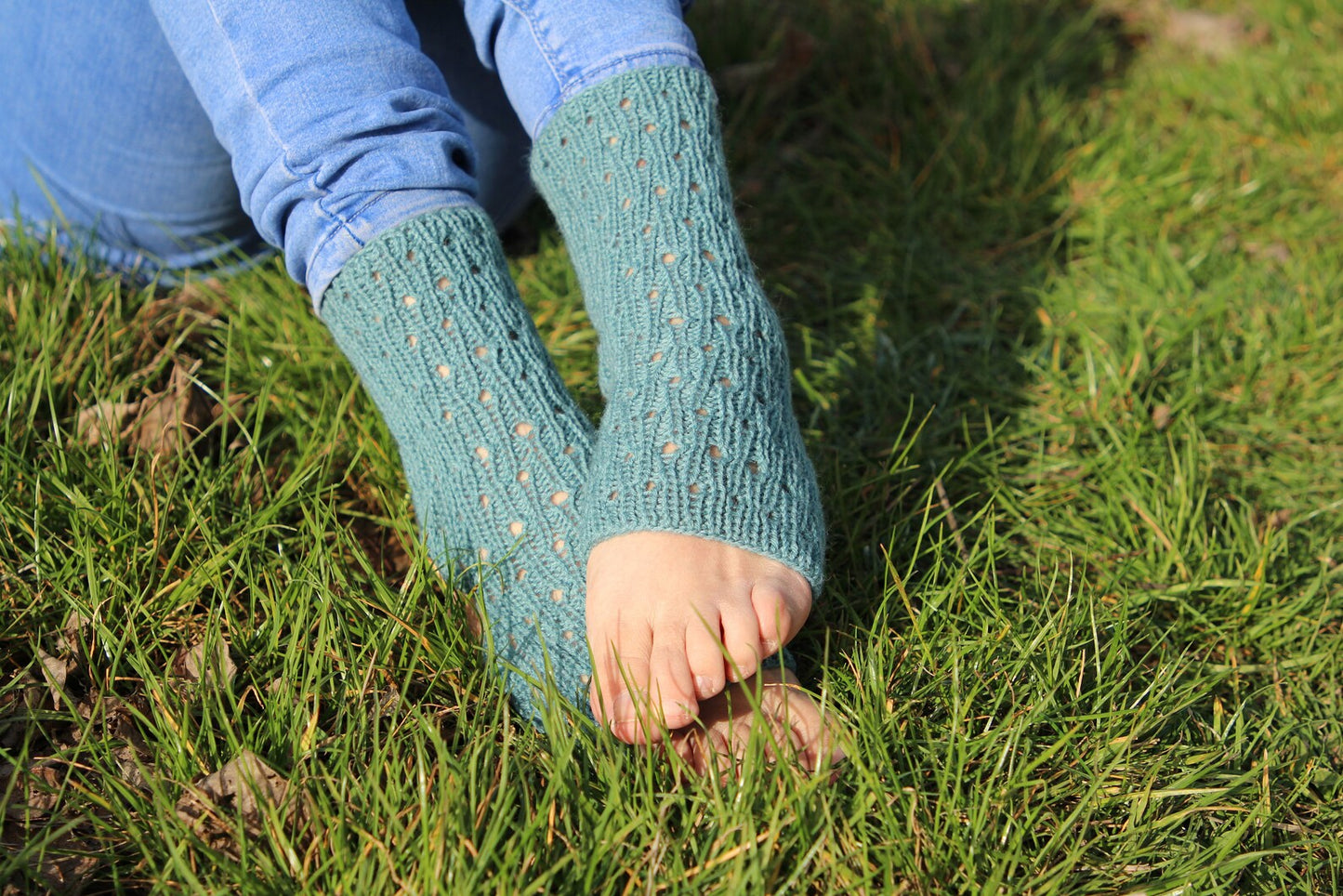 Ocean Teal Breathable Yoga Socks