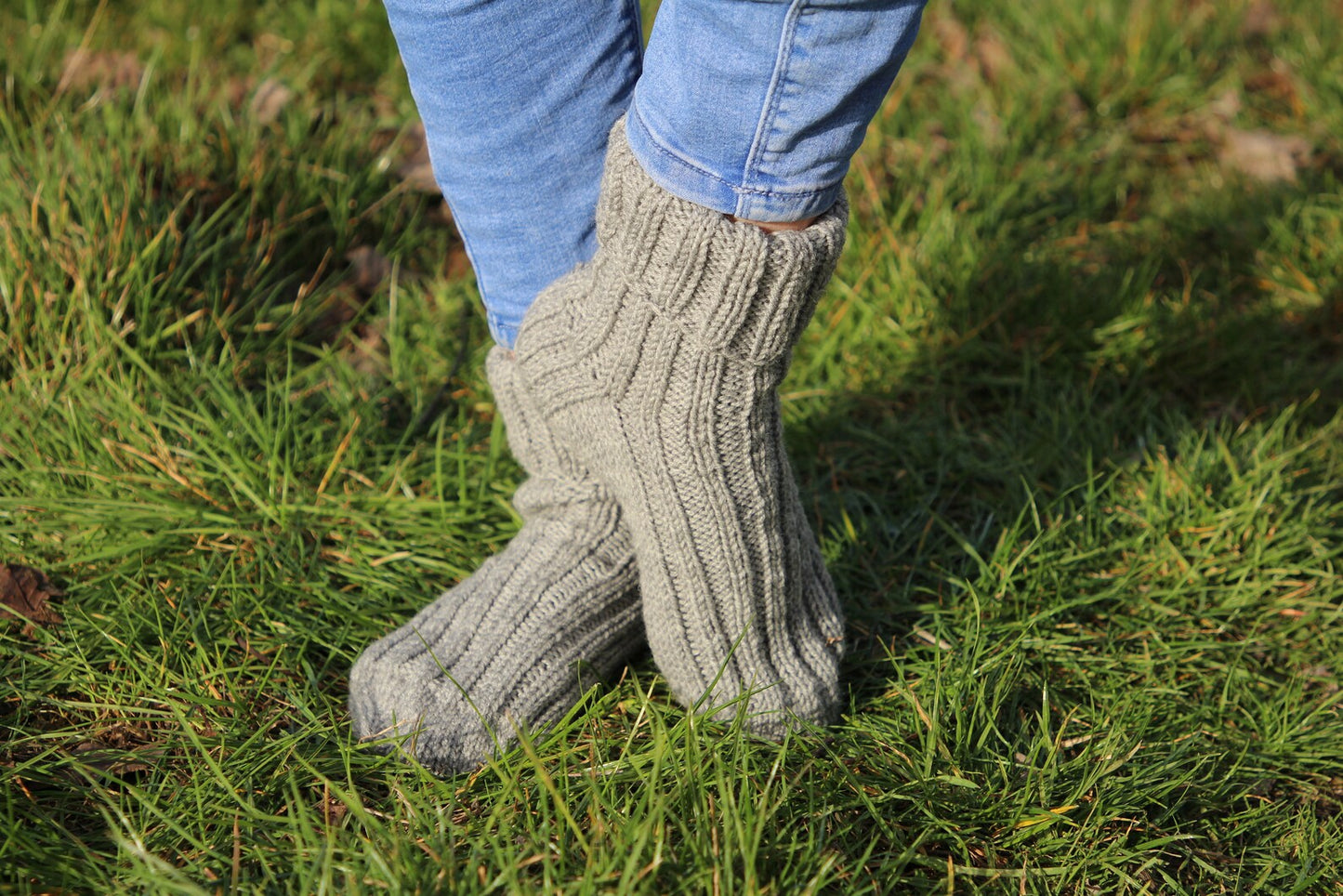 Heather Gray Ribbed Wool Socks