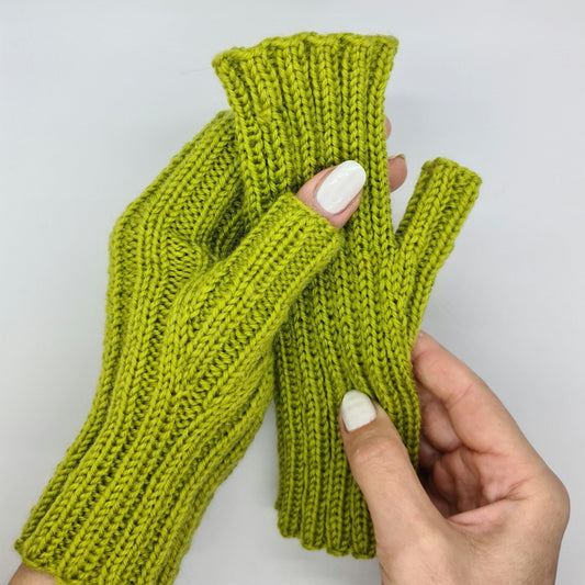 Olive Green Stretchy Fingerless Gloves