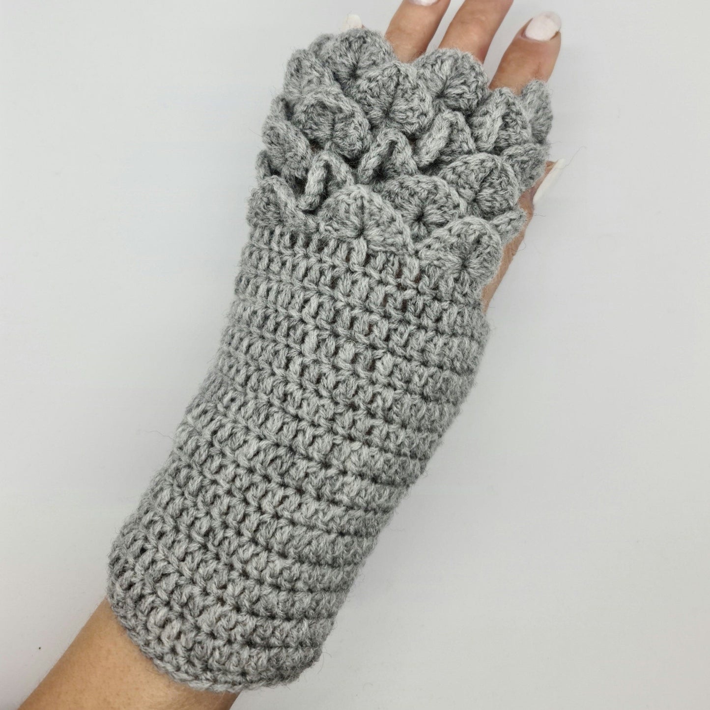 Dragon scale fingerless gloves