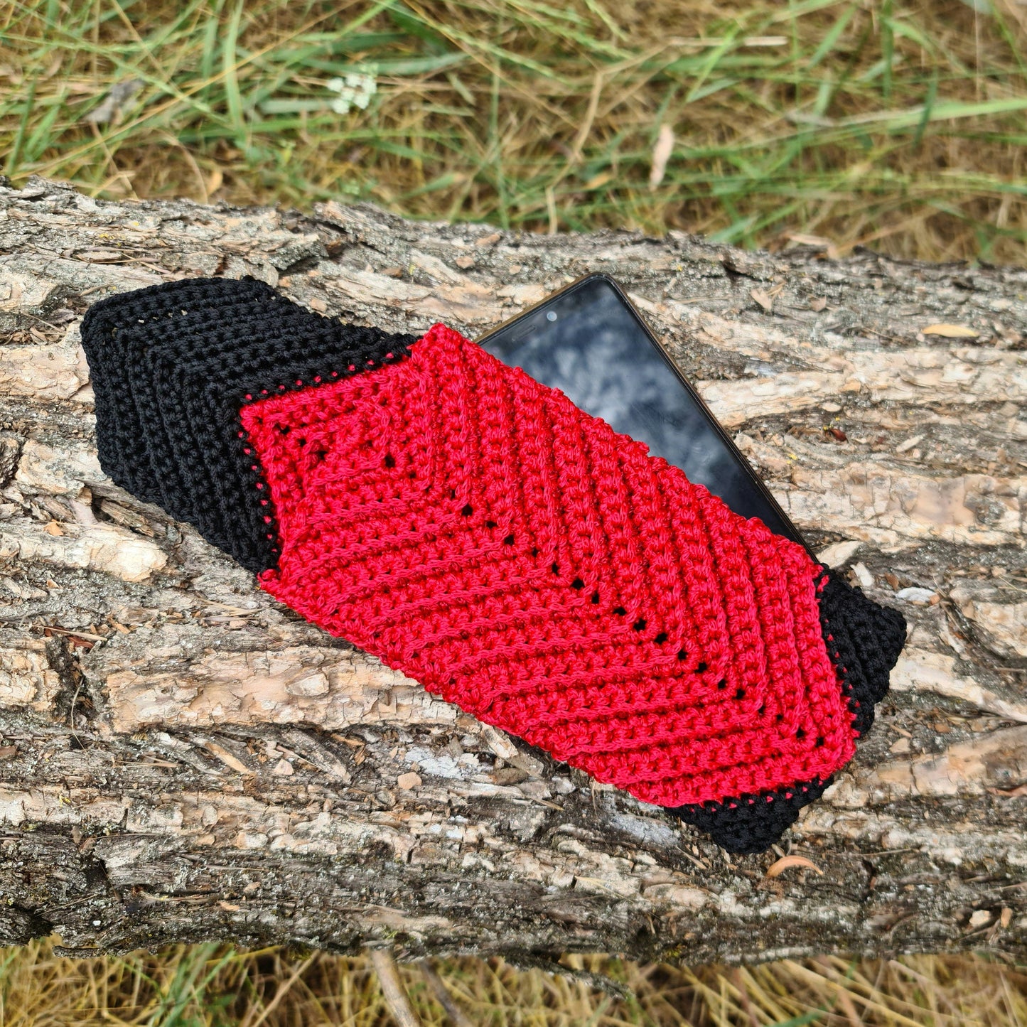 Red and Black macrame bag