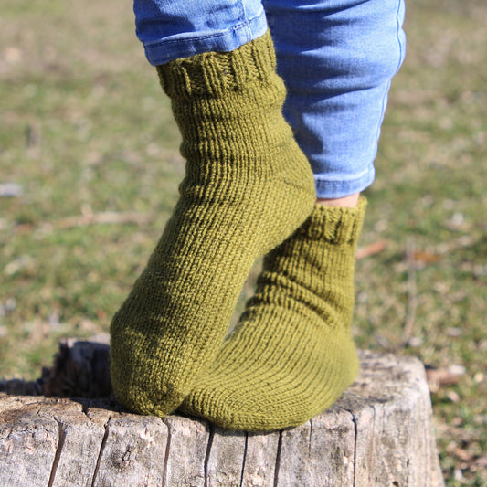 Thick-Knit Casual Socks