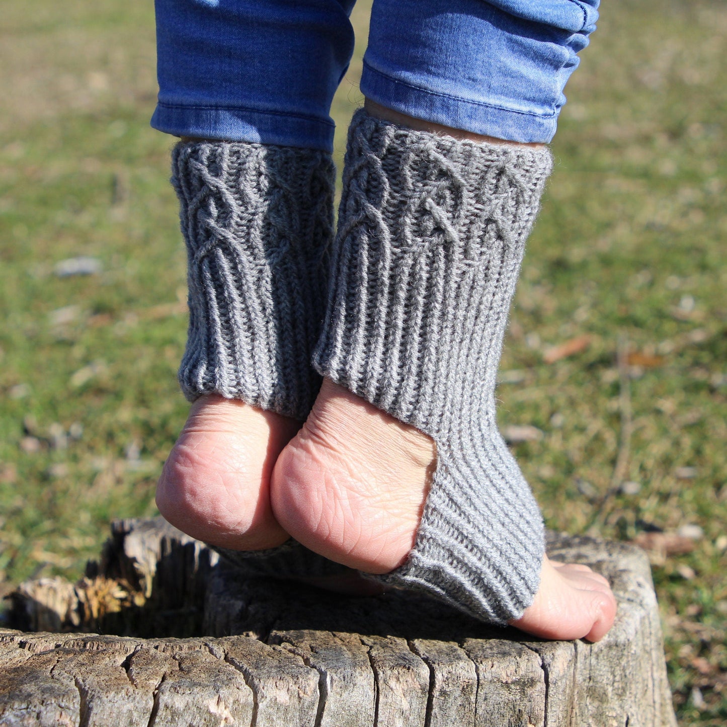 Non-Slip Heelless Pilates Socks