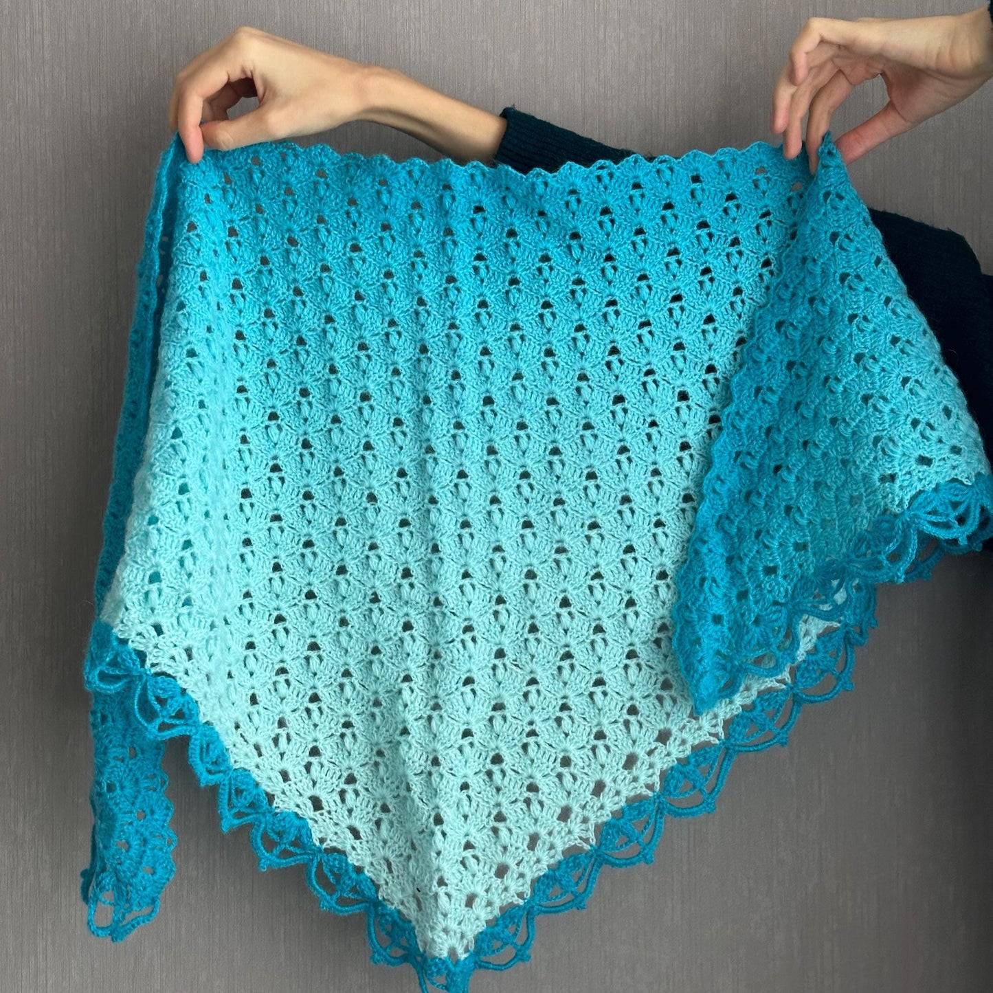Triangle Ombre Blue Lace Wrap