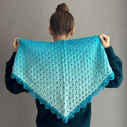 Triangle Ombre Blue Lace Wrap