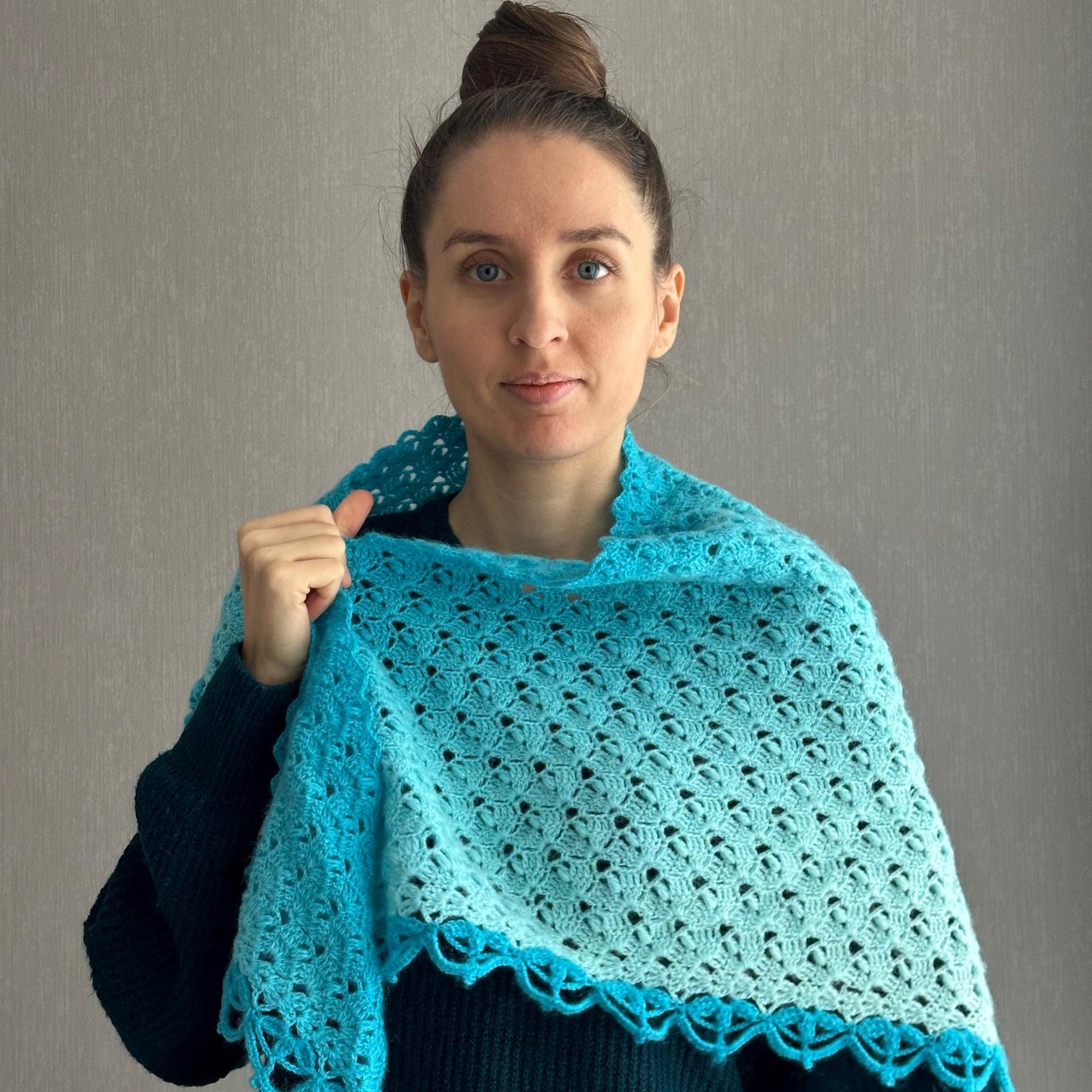 Triangle Ombre Blue Lace Wrap