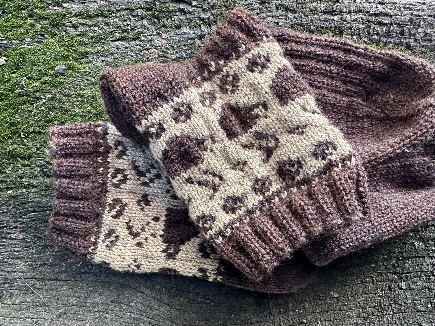 Wool Socks with Coffee Beans and Cups Pattern