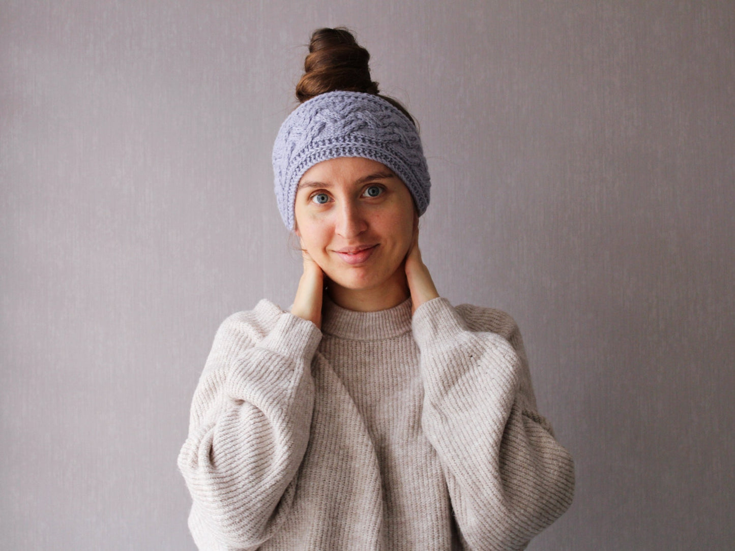 Knitted winter accessories set for women