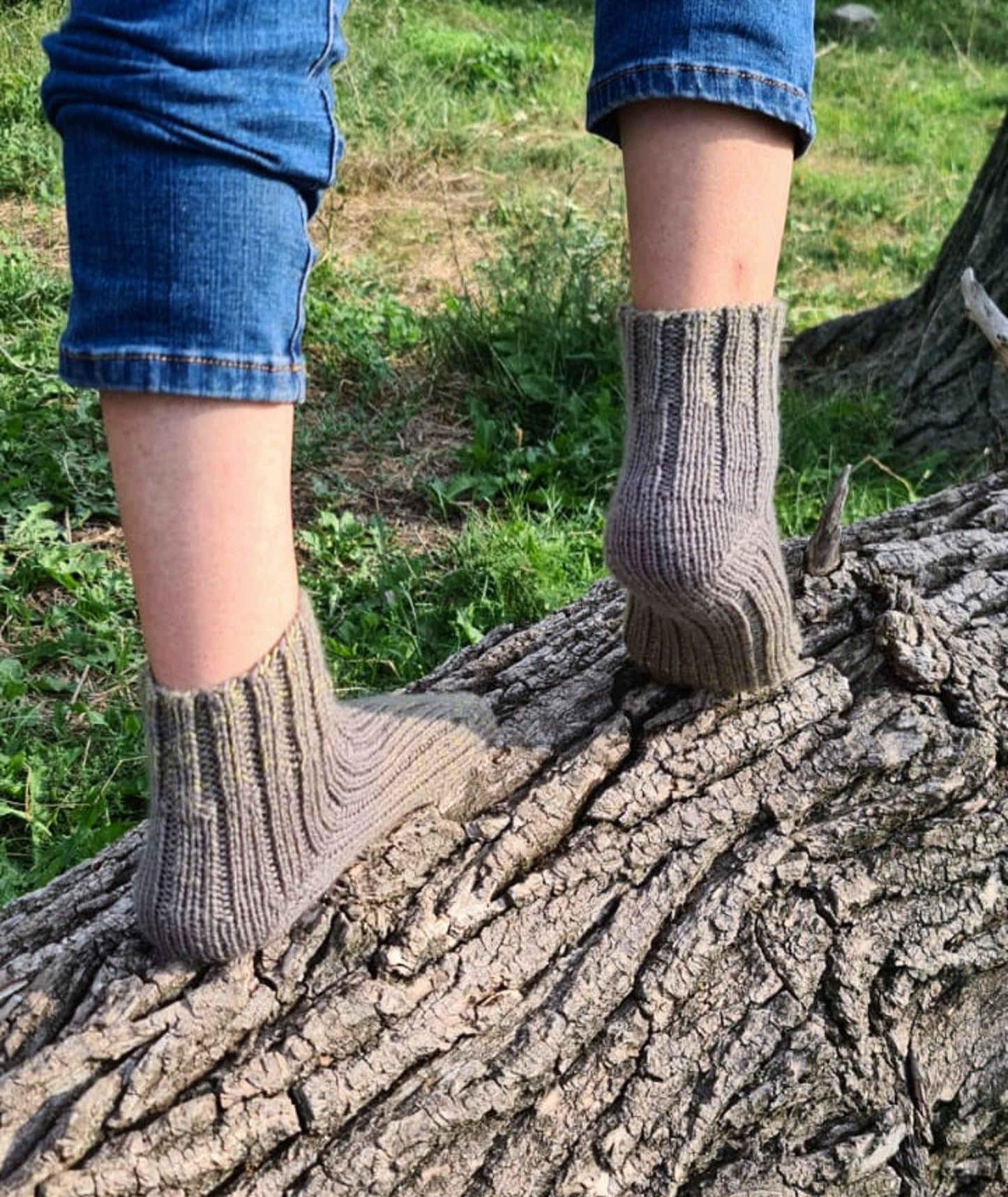 Gradient cold-weather socks