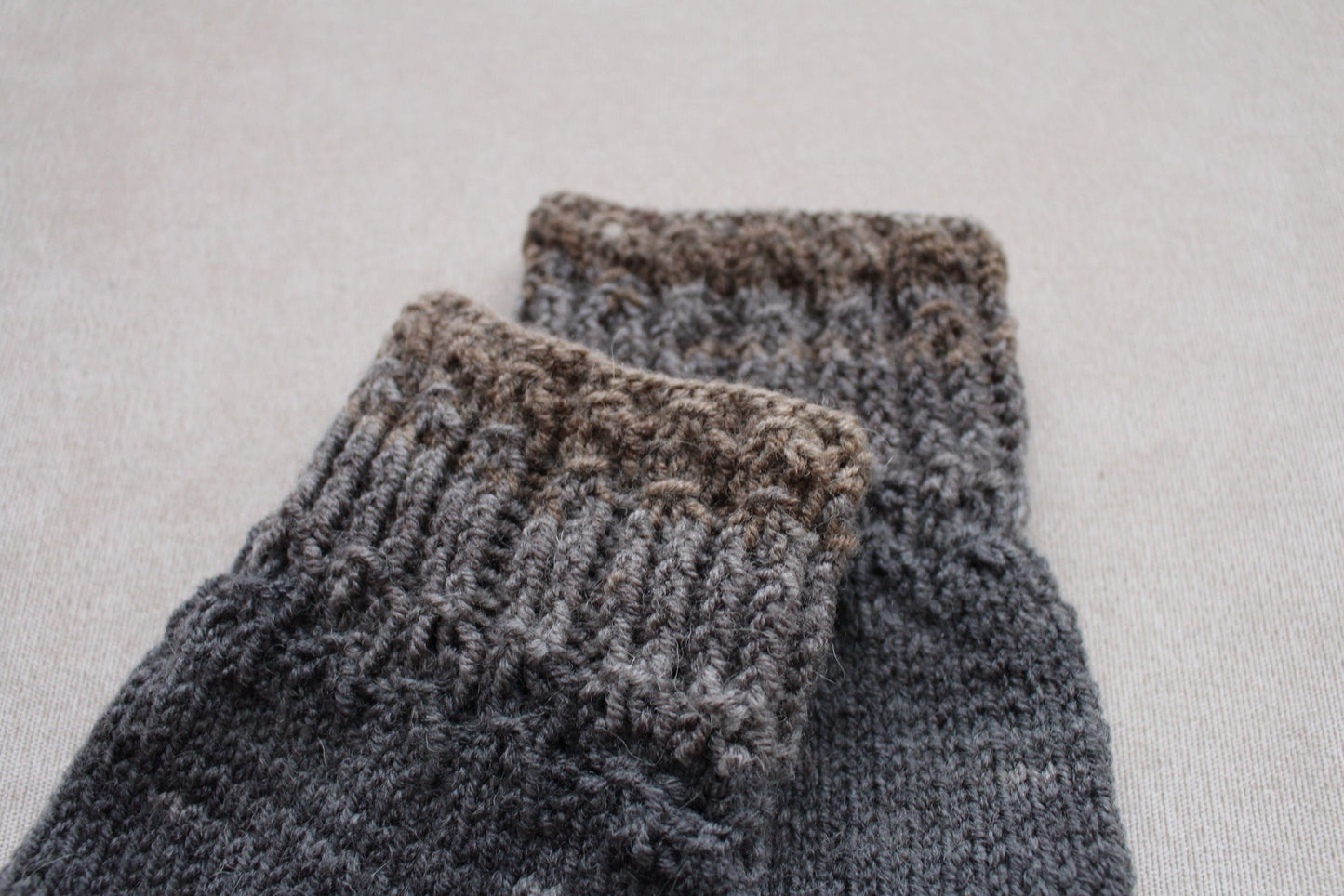 Gradient wool blend wide socks