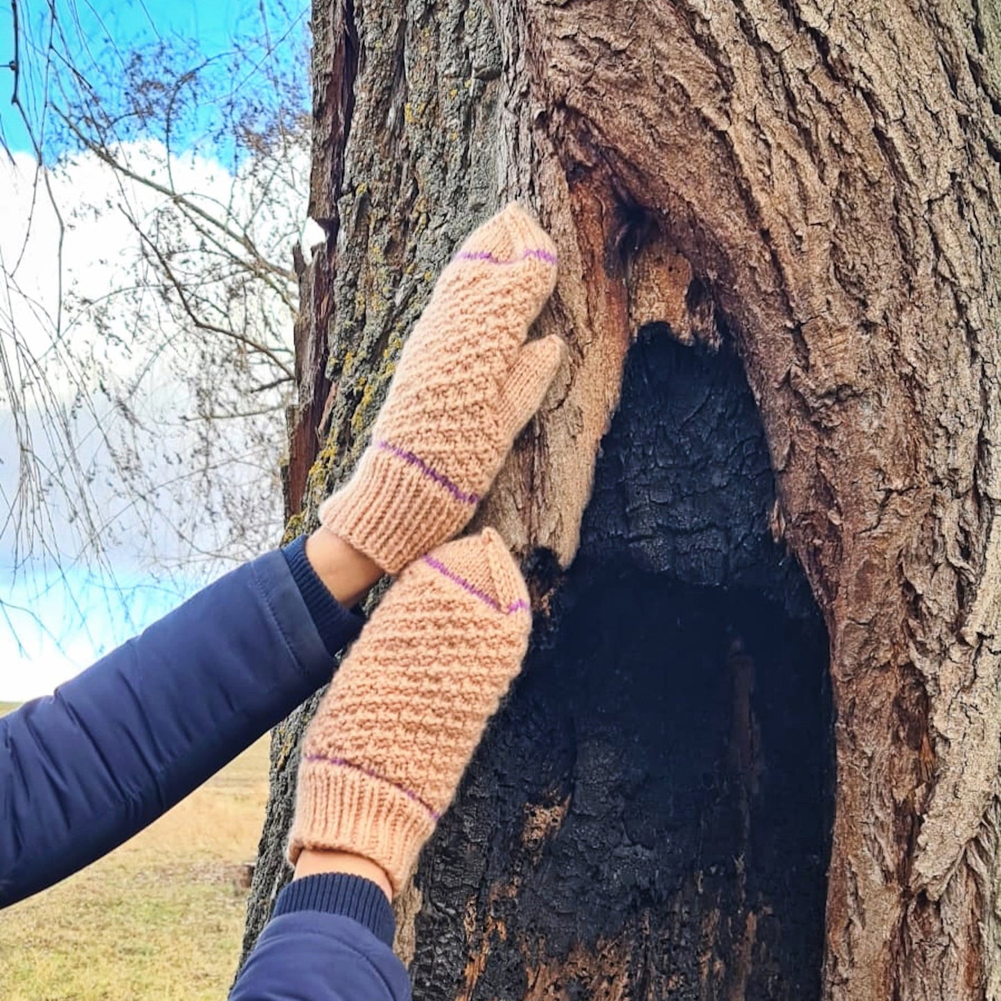 Warm winter textured mittens for women