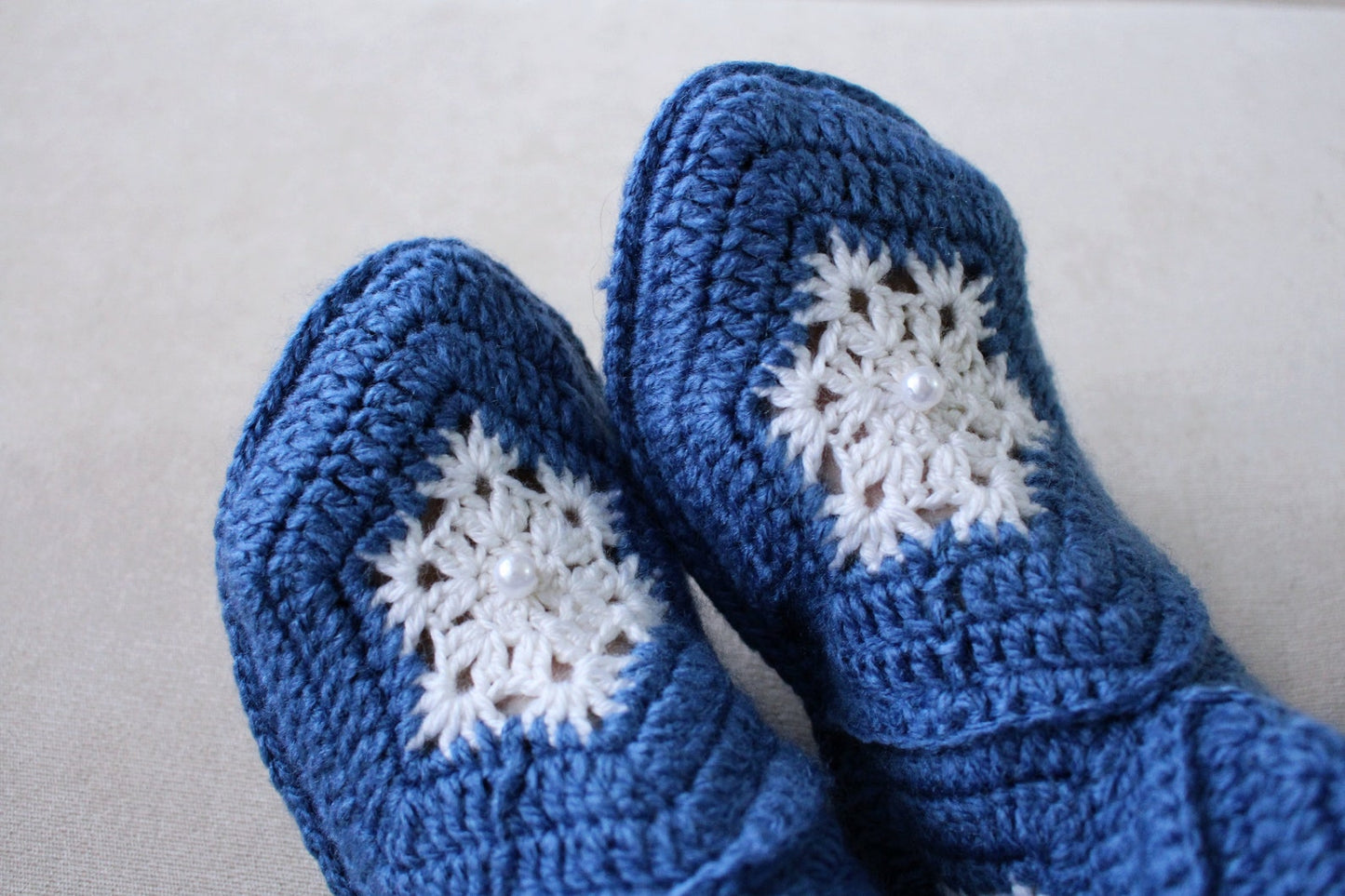 Cozy snowflake nordic home booties for women