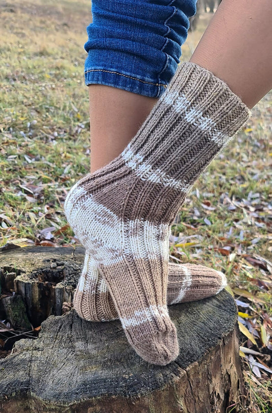 Ribbed mid calf socks