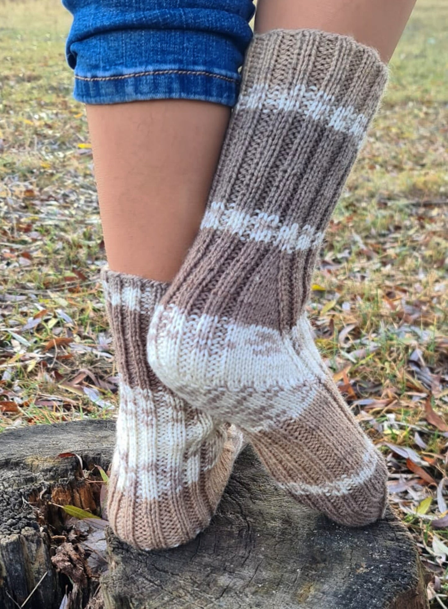 Ribbed mid calf socks