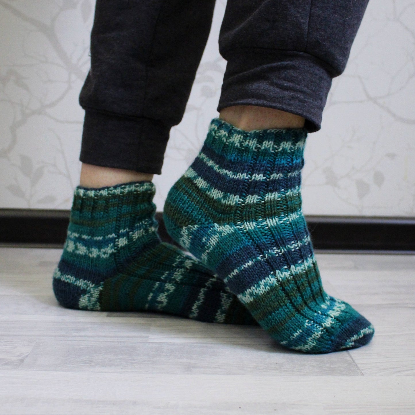 Comfy striped knitted socks, Virgin wool socks, Multicolor cold-weather socks