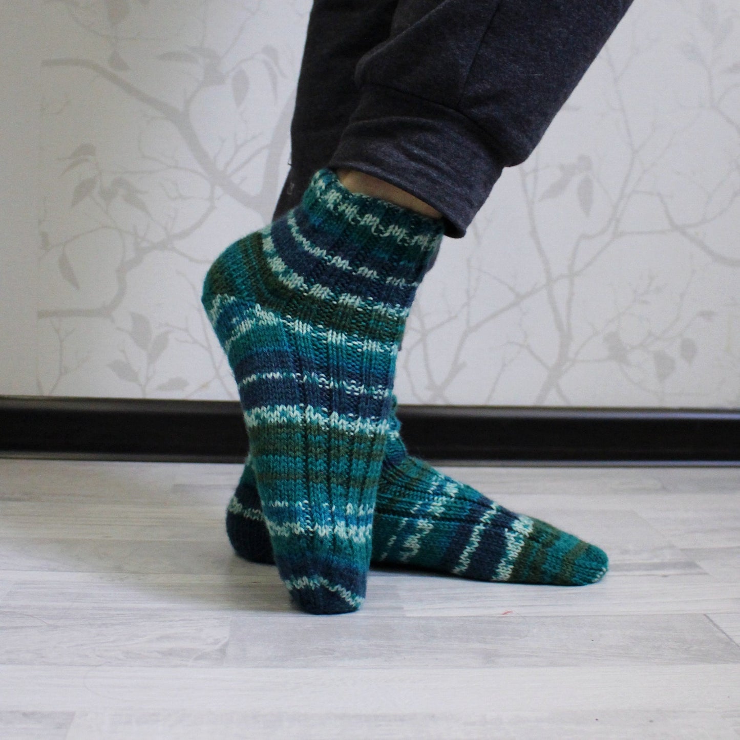 Comfy striped knitted socks, Virgin wool socks, Multicolor cold-weather socks