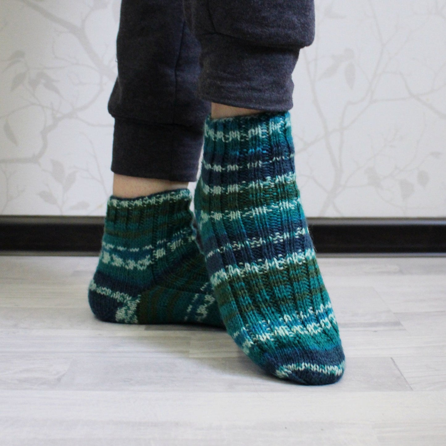 Comfy striped knitted socks, Virgin wool socks, Multicolor cold-weather socks