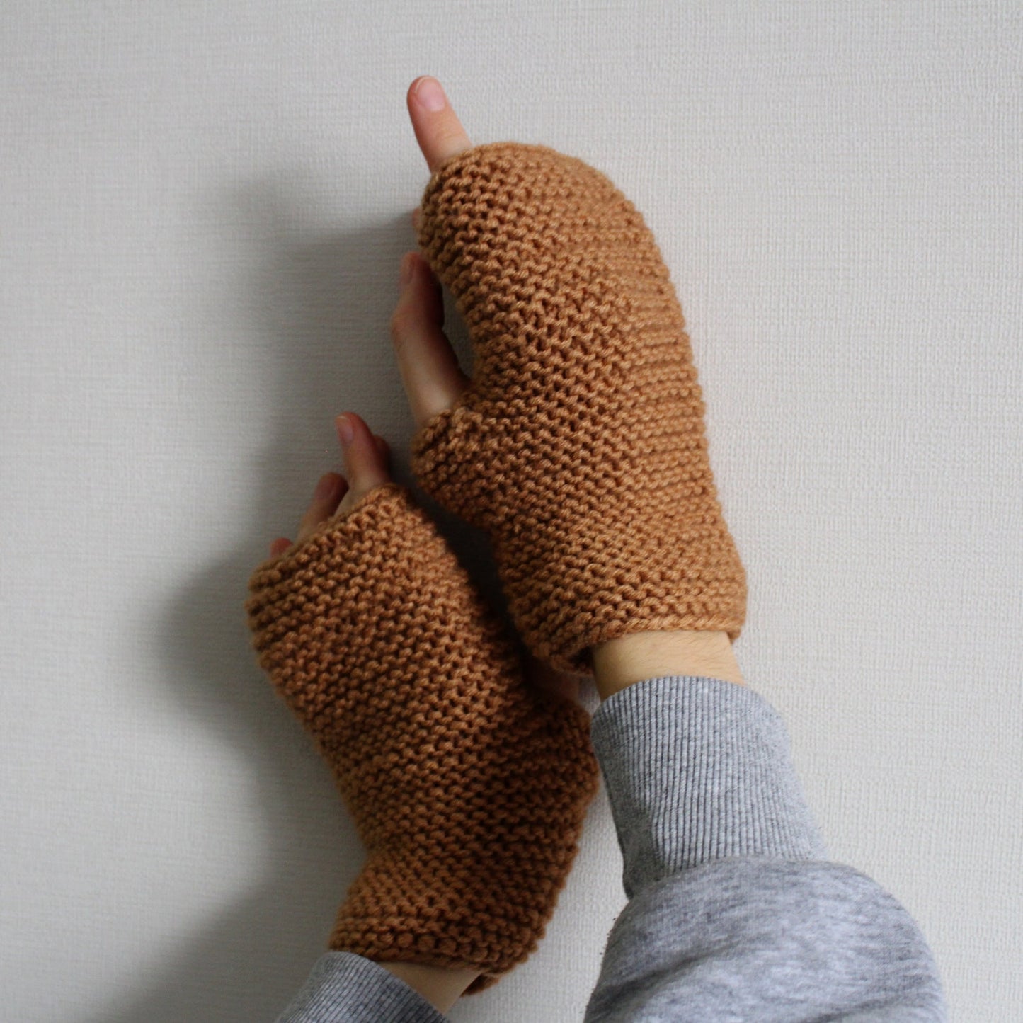 Fingerless textured gloves with little heart, Texting arm warmers