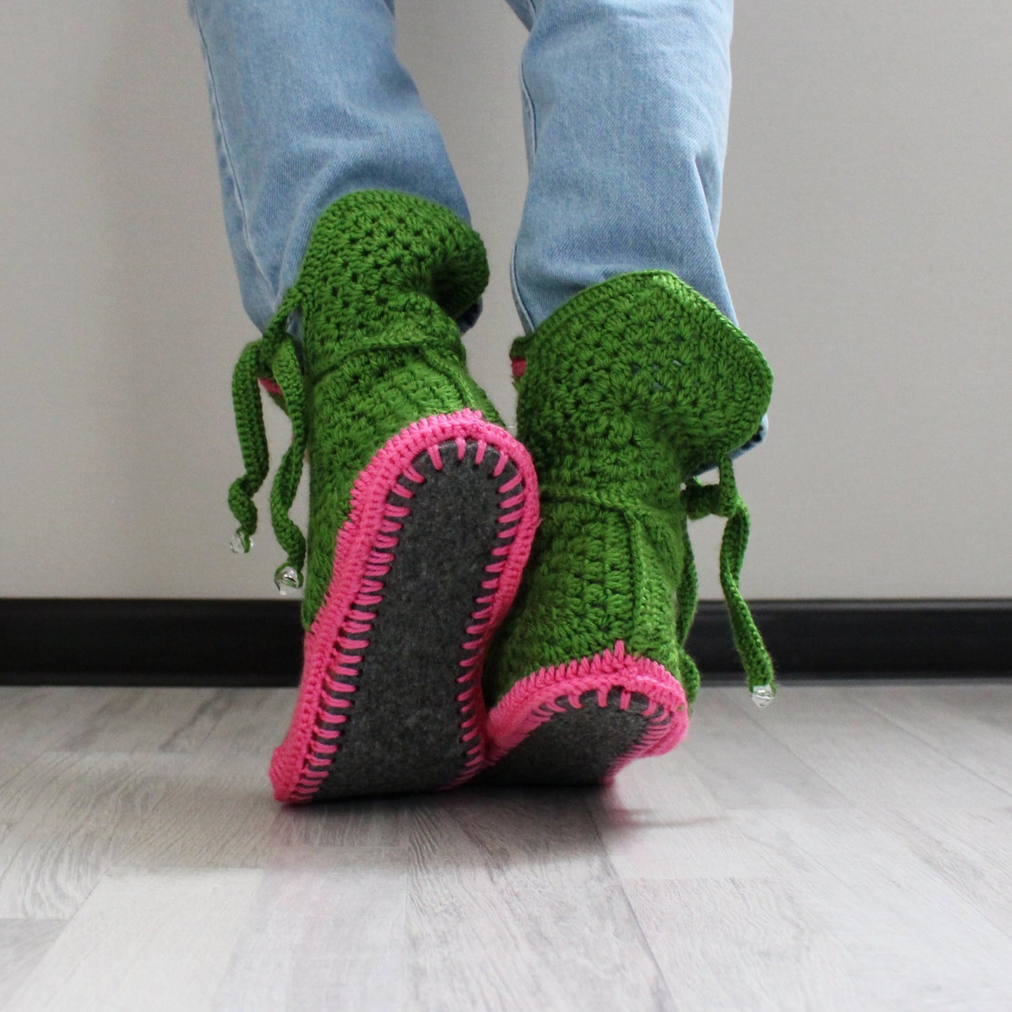 Mid-calf home slipper boots in green