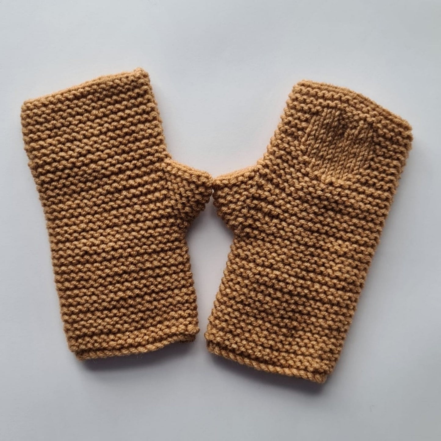 Fingerless textured gloves with little heart, Texting arm warmers