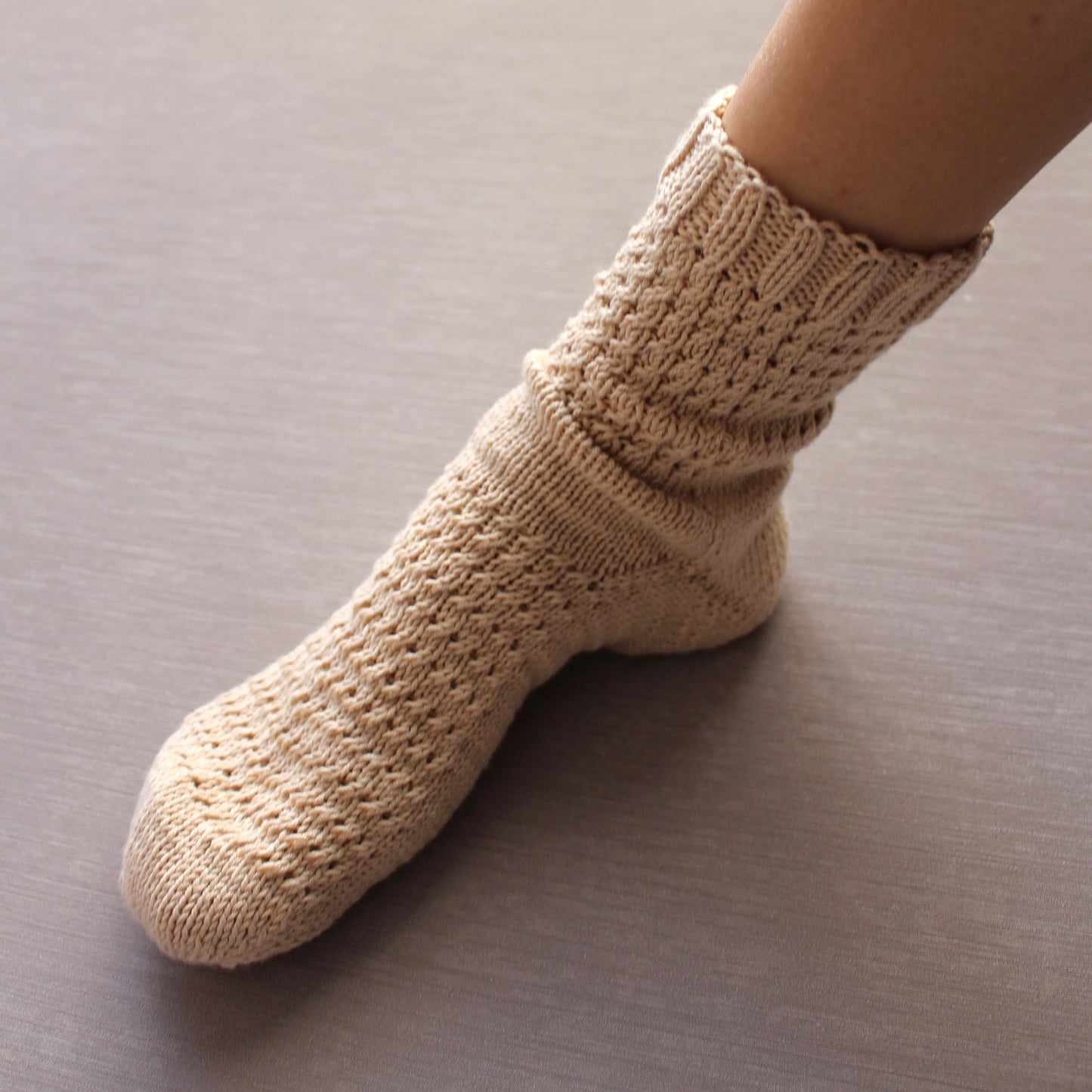 Cotton knitted textured socks, Toasty Fall quarter socks in ivory