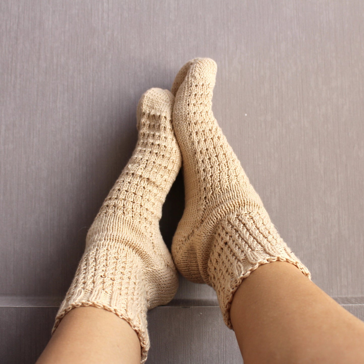 Cotton knitted textured socks, Toasty Fall quarter socks in ivory