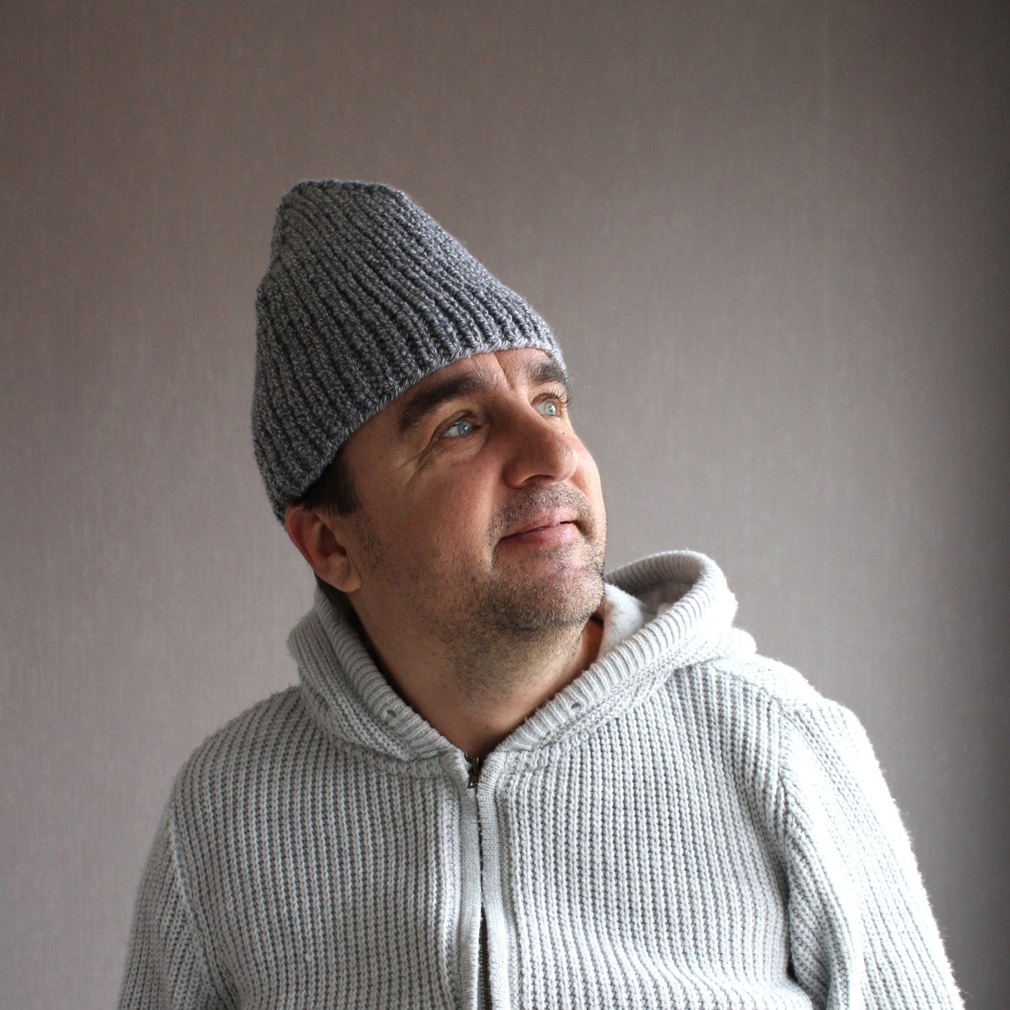 Variegated knit men's winter hat, Gray wool-blend beanie