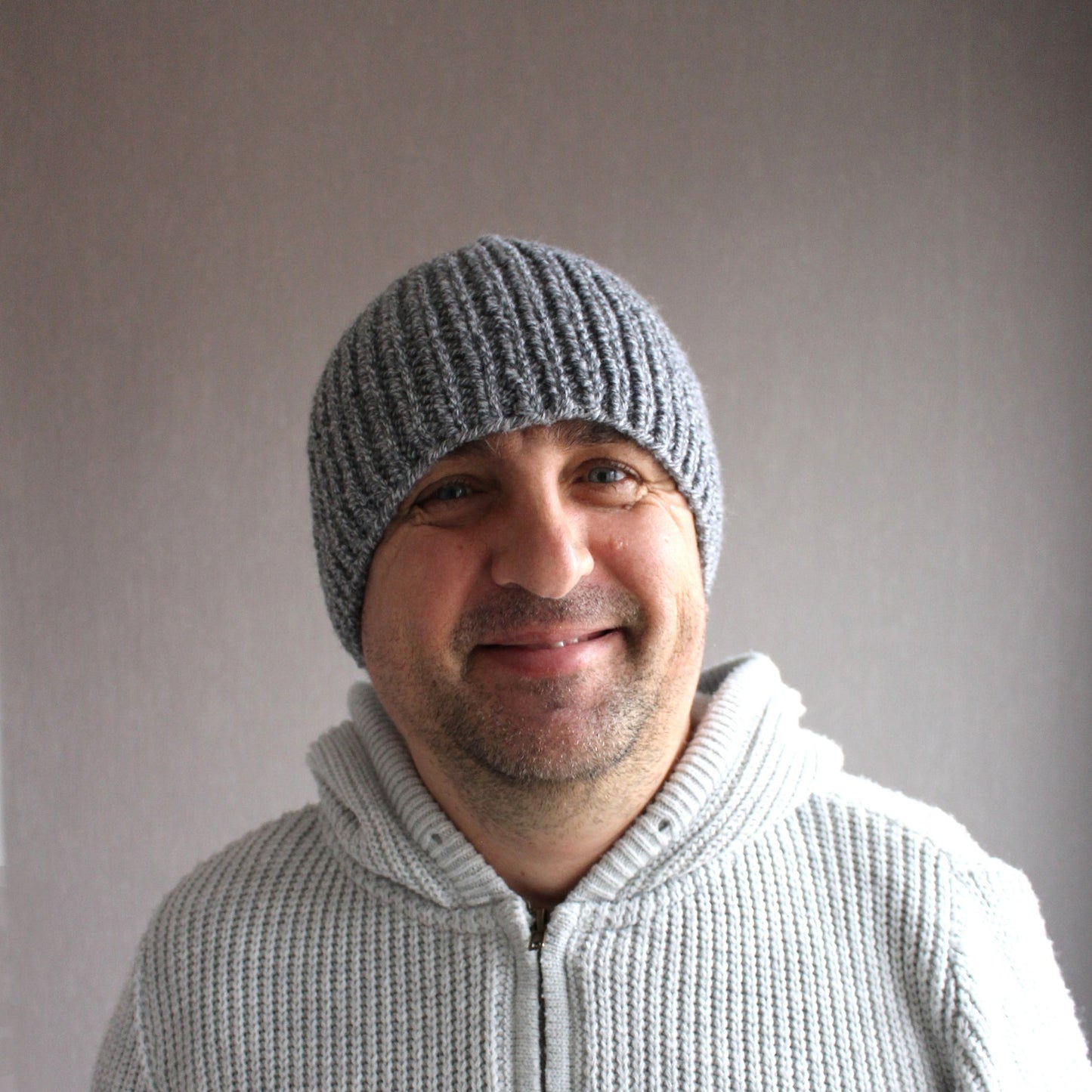 Variegated knit men's winter hat, Gray wool-blend beanie