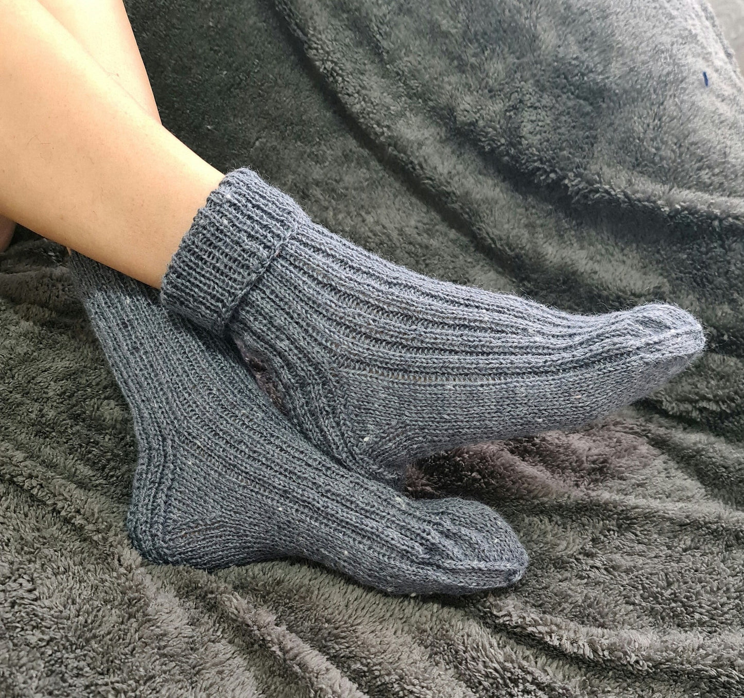 Gray ribbed unisex long socks