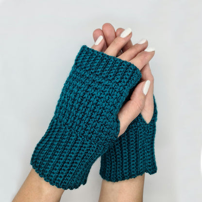 Fingerless acrylic gloves