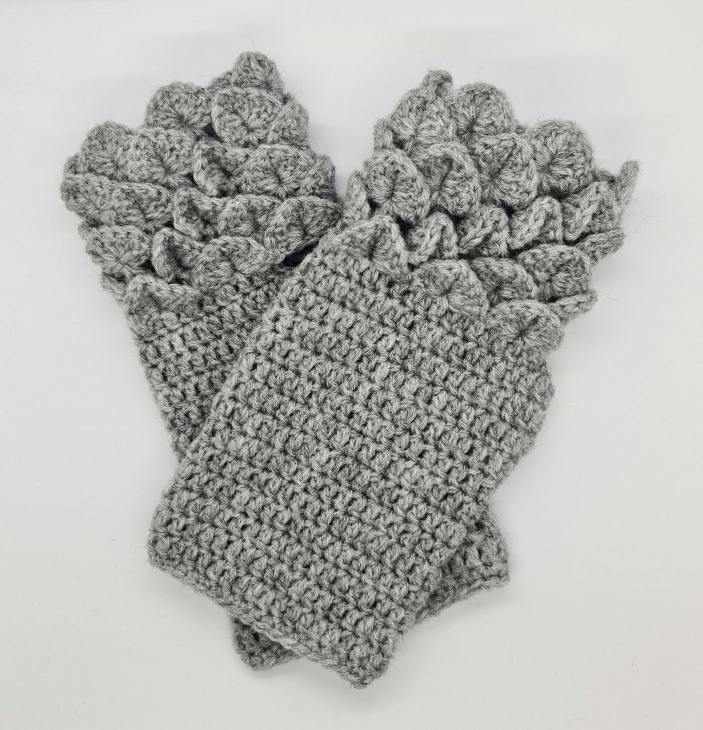 Dragon scale fingerless gloves