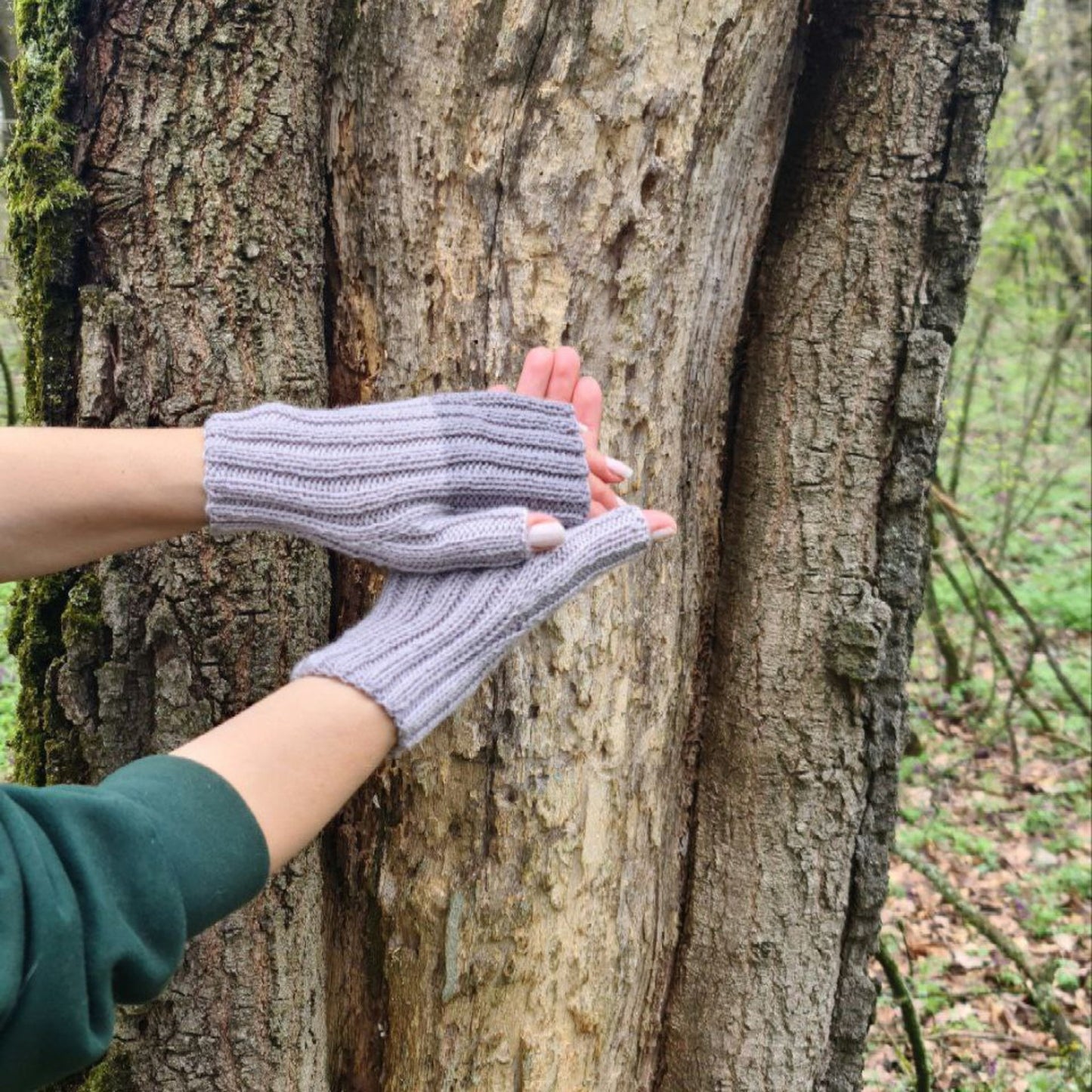 Dog walking fingerless gloves