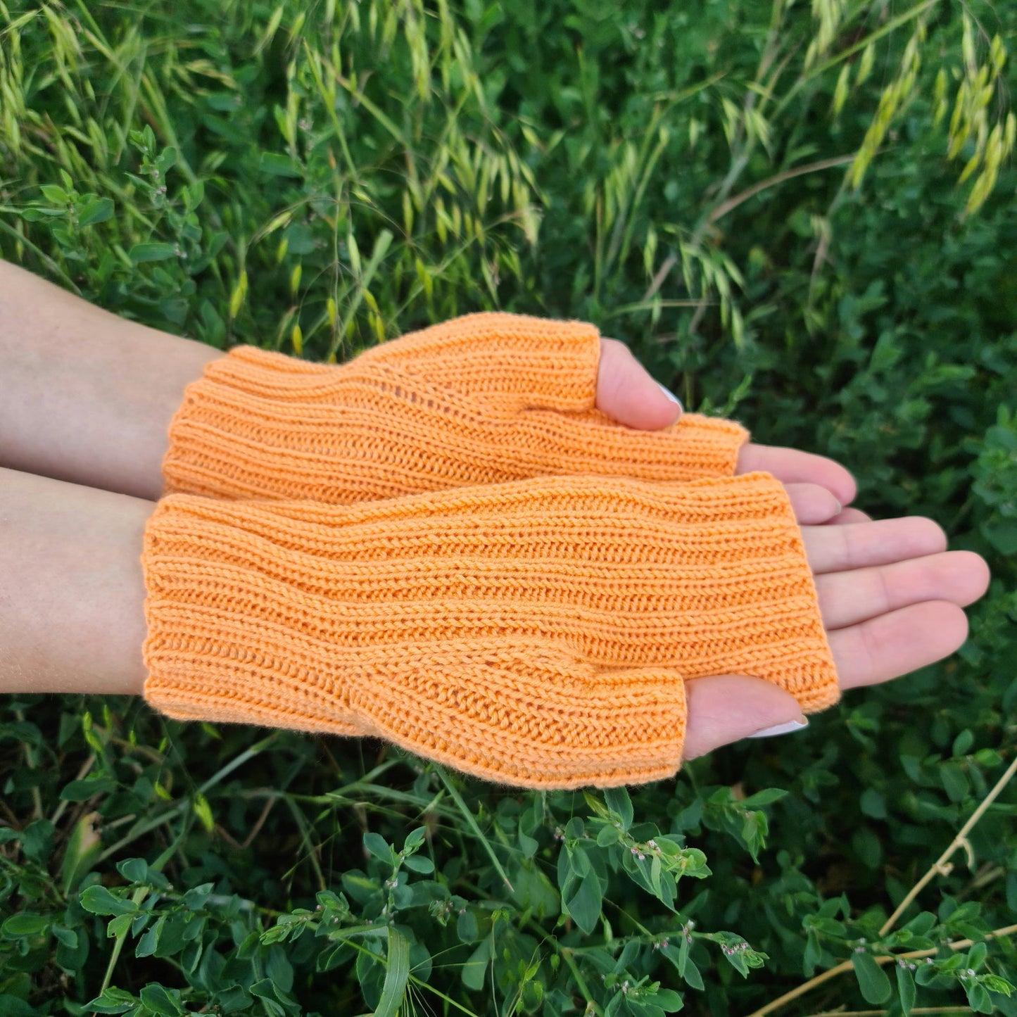 Hypoallergenic antibacterial Aloe Vera gloves