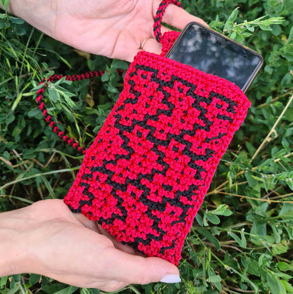 Shoulder smartphone mini bag, Red bag with pixel hearts