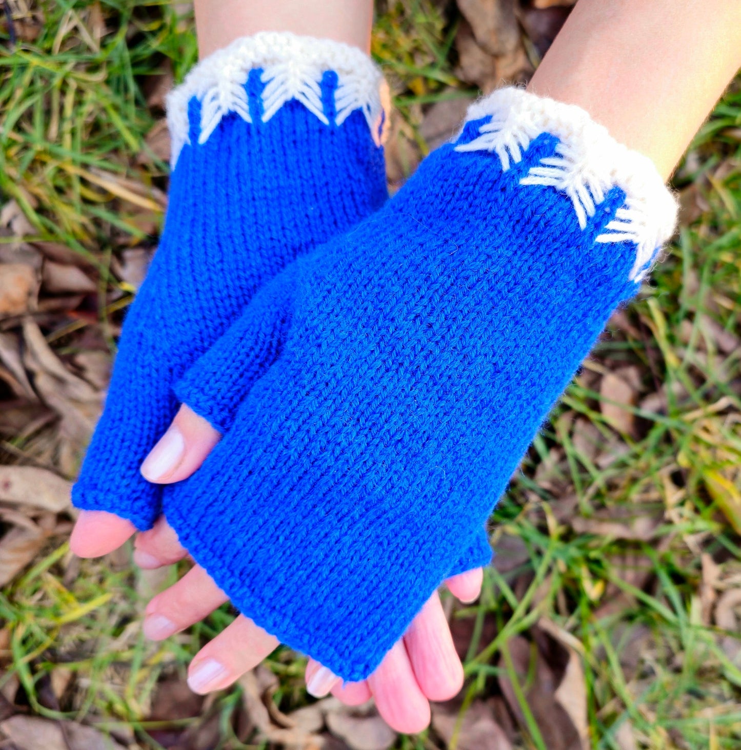 Stretchy Fingerless Gloves, Dog walking mittens, Texting Driving gloves